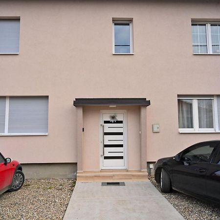 Studio Apartmani Emili Apartman Br 2 Bijeljina Exteriér fotografie